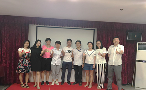  通發(fā)激光的家人們和各位美女初次見面！